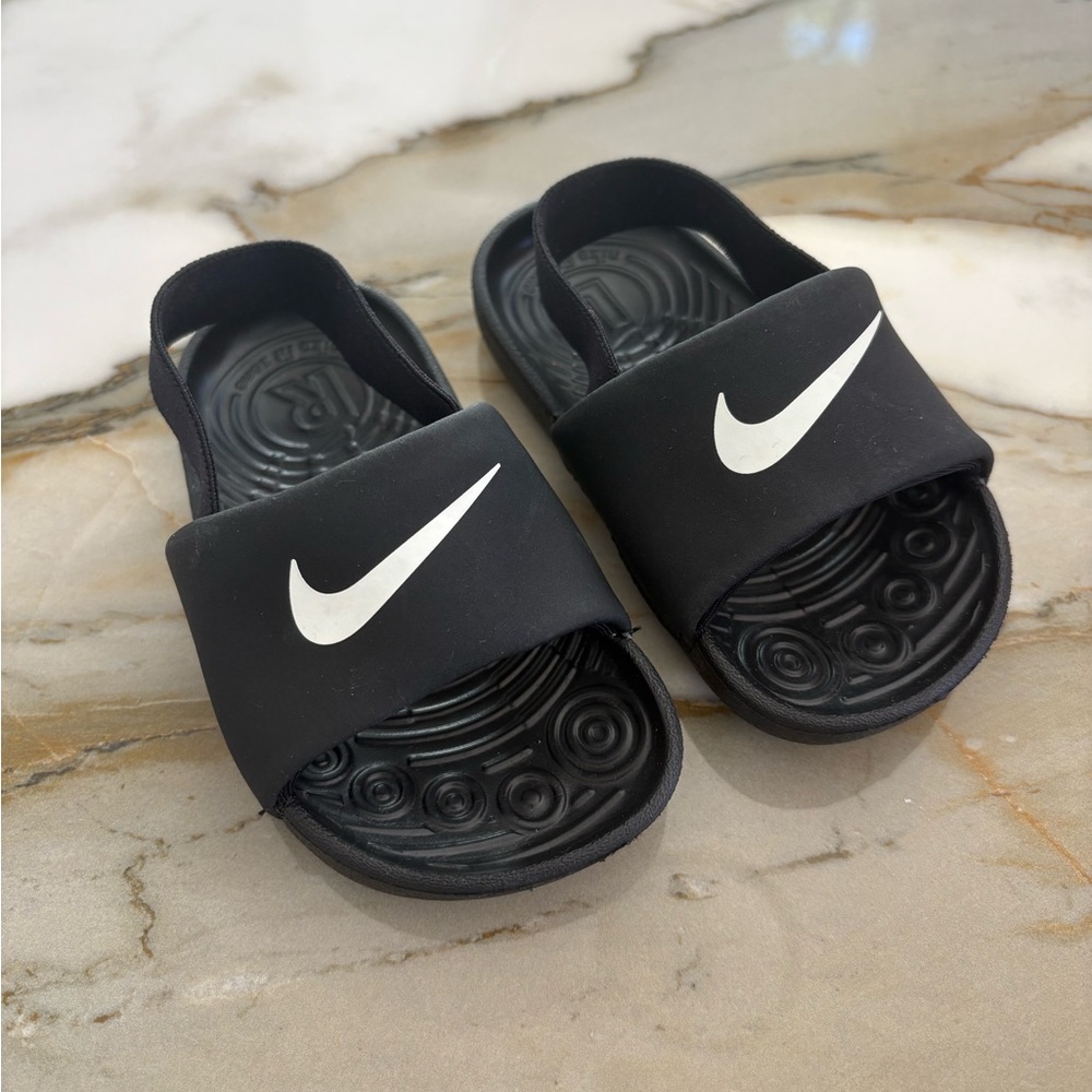 Nike Kids Black Slide Sandals - Size 6C